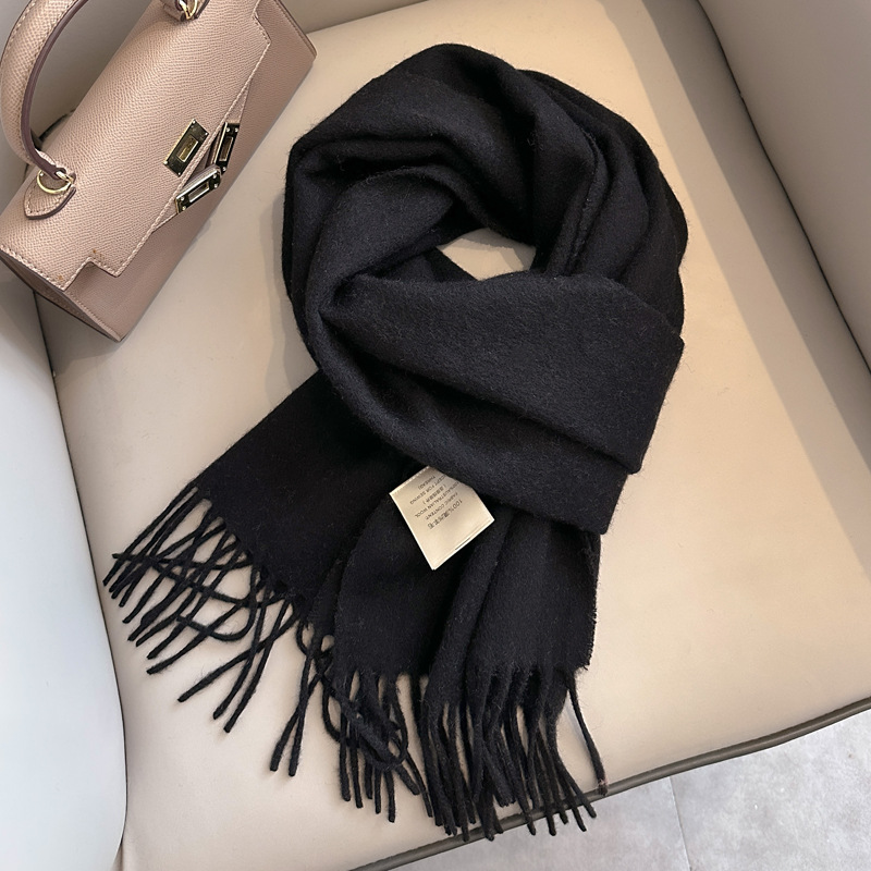 Picture of 2025 New Wool Scarf Women's Winter Thickened Warm Men's Shawl Couple Style Tassel Fashion Cashmere Scarf