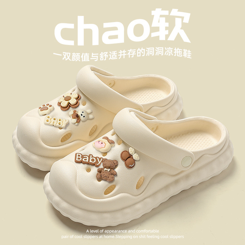 Picture of New Croc Shoes Women's 2025 Summer Outerwear Thick-Soled Internet Celebrity Beach Shit-Feeling Baotou Half Sandals Women's Summer