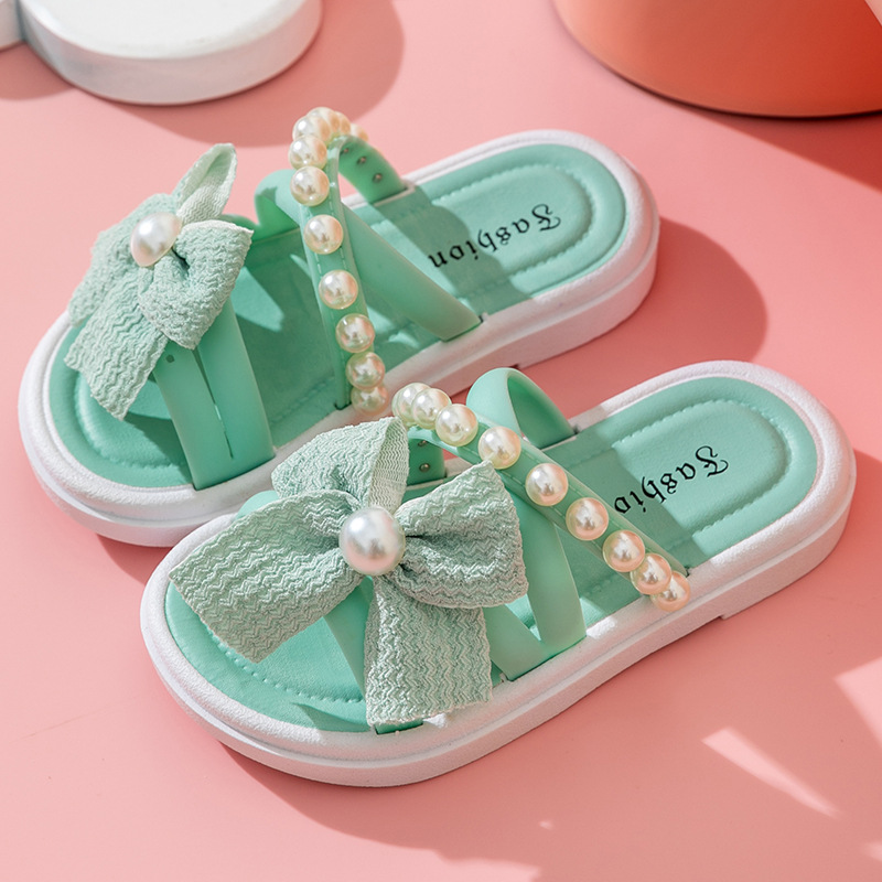 Picture of Girls Slippers Summer 2025 New Style Indoor and Outdoor Wear Non-Slip Soft Sole Wear-Resistant Cute Princess Style Slippers