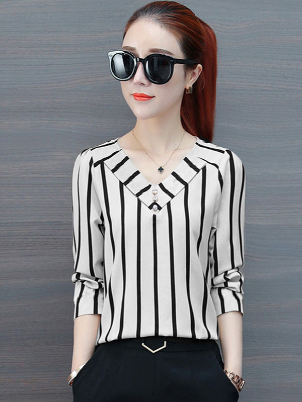 Picture of Wholesale 2024 spring and summer new striped women's top Korean loose women's seven-point sleeve T-shirt women's casual base shirt
