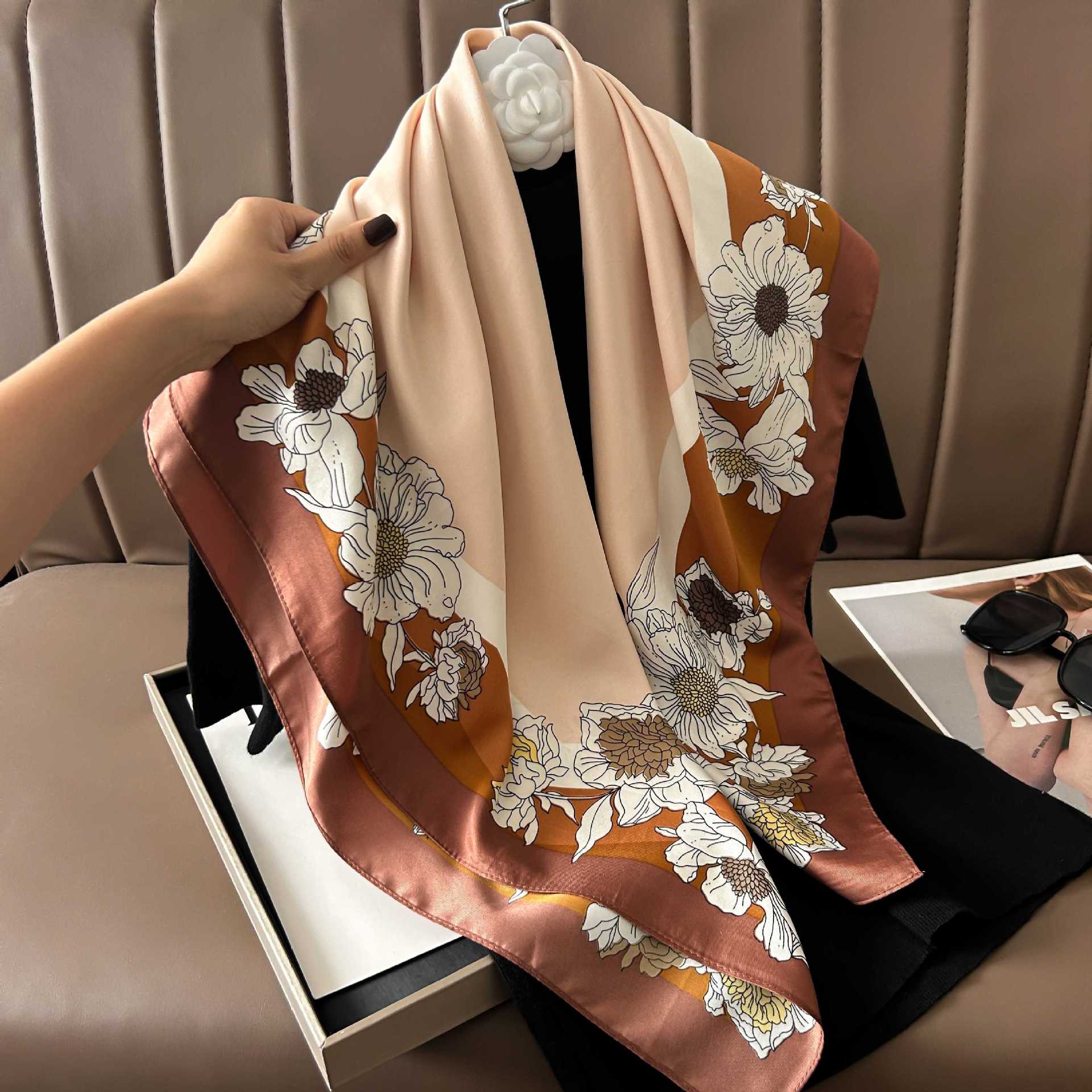Picture of New 90cm Large Square Silk Elegant High-grade Decorative Shawl Women's Silk Scarf Fashion All-match Professional Scarf