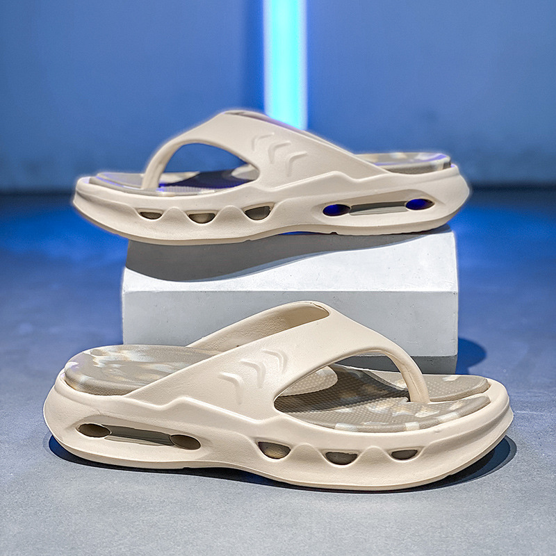 Cross-border new flip-flops summer wear high-end sandals and slippers non-slip beach shoes soft bottom height-increasing flip-flops