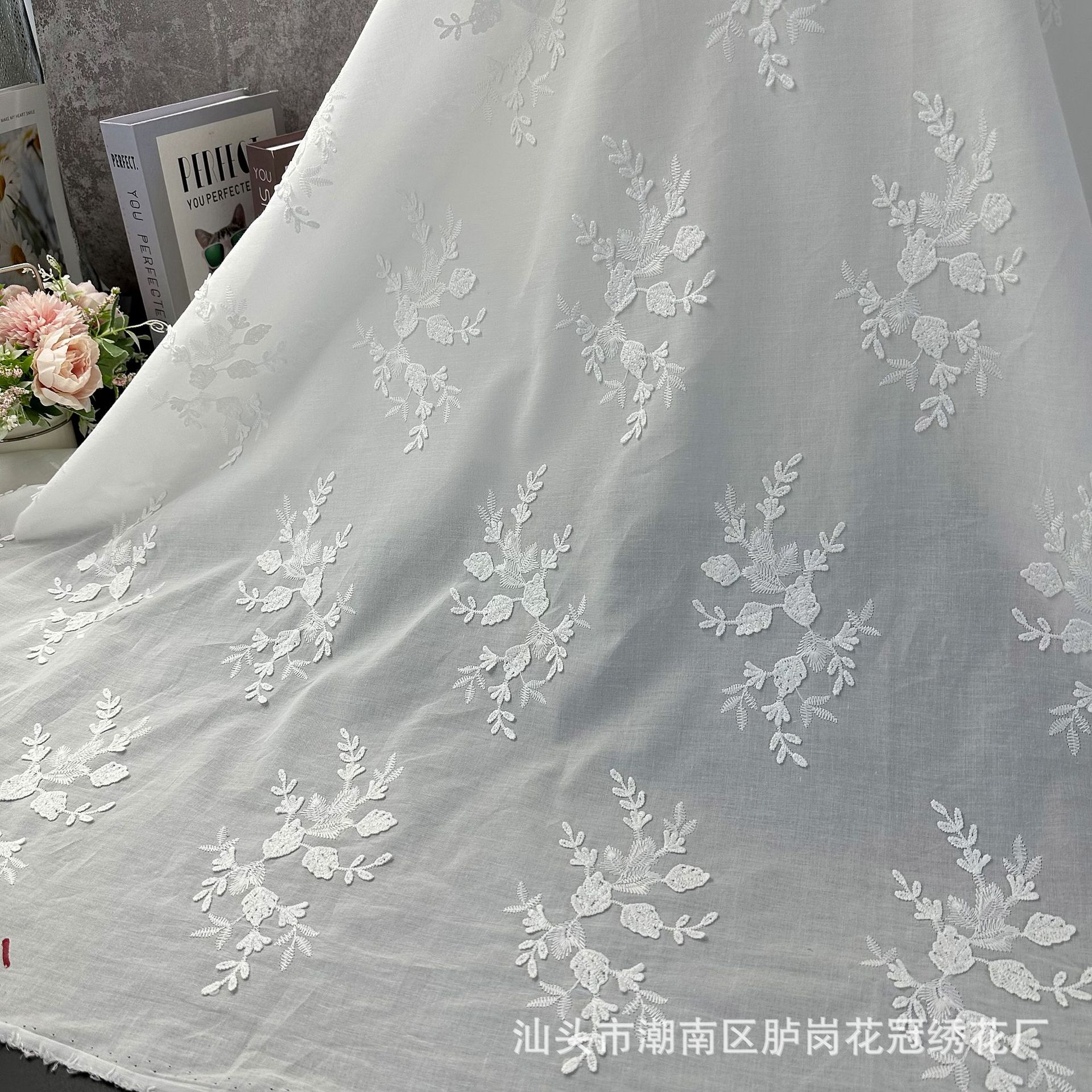 Wholesale Cotton Three-Dimensional Embroidered Lace Fabric Dress Women's Shirt Water-Soluble Clothing Embroidered Lace Fabric