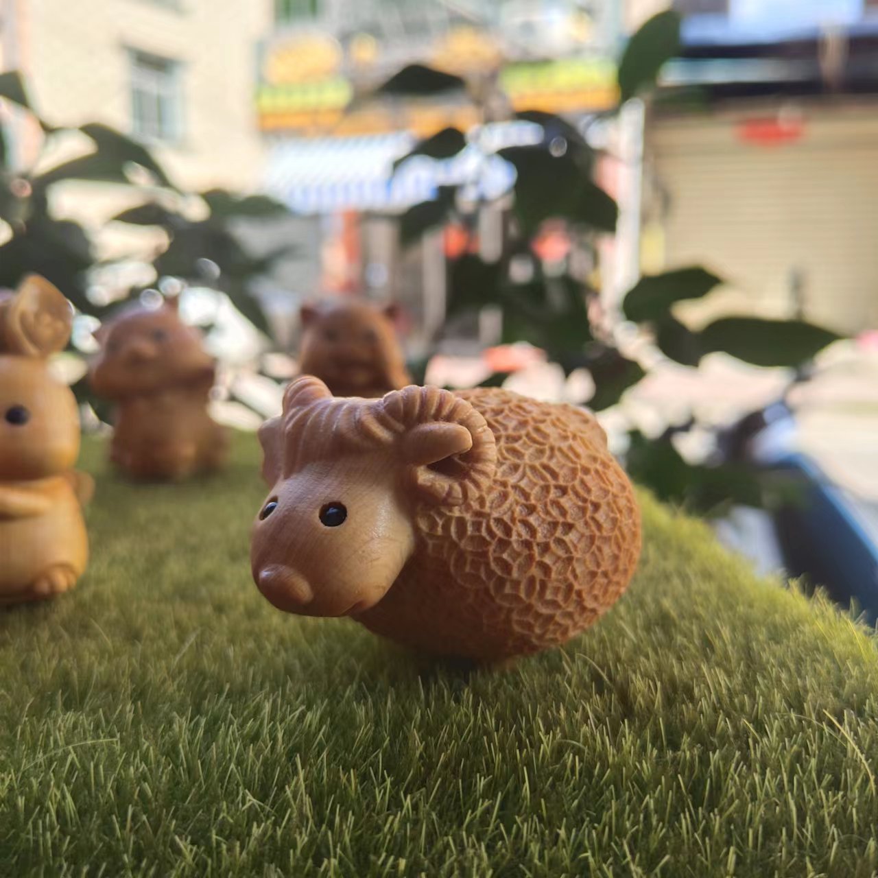 Picture of Thuja Wood Carving Zodiac Handhandle Cute Small Animal Desktop Ornaments Crafts Birthday Gift Pendant