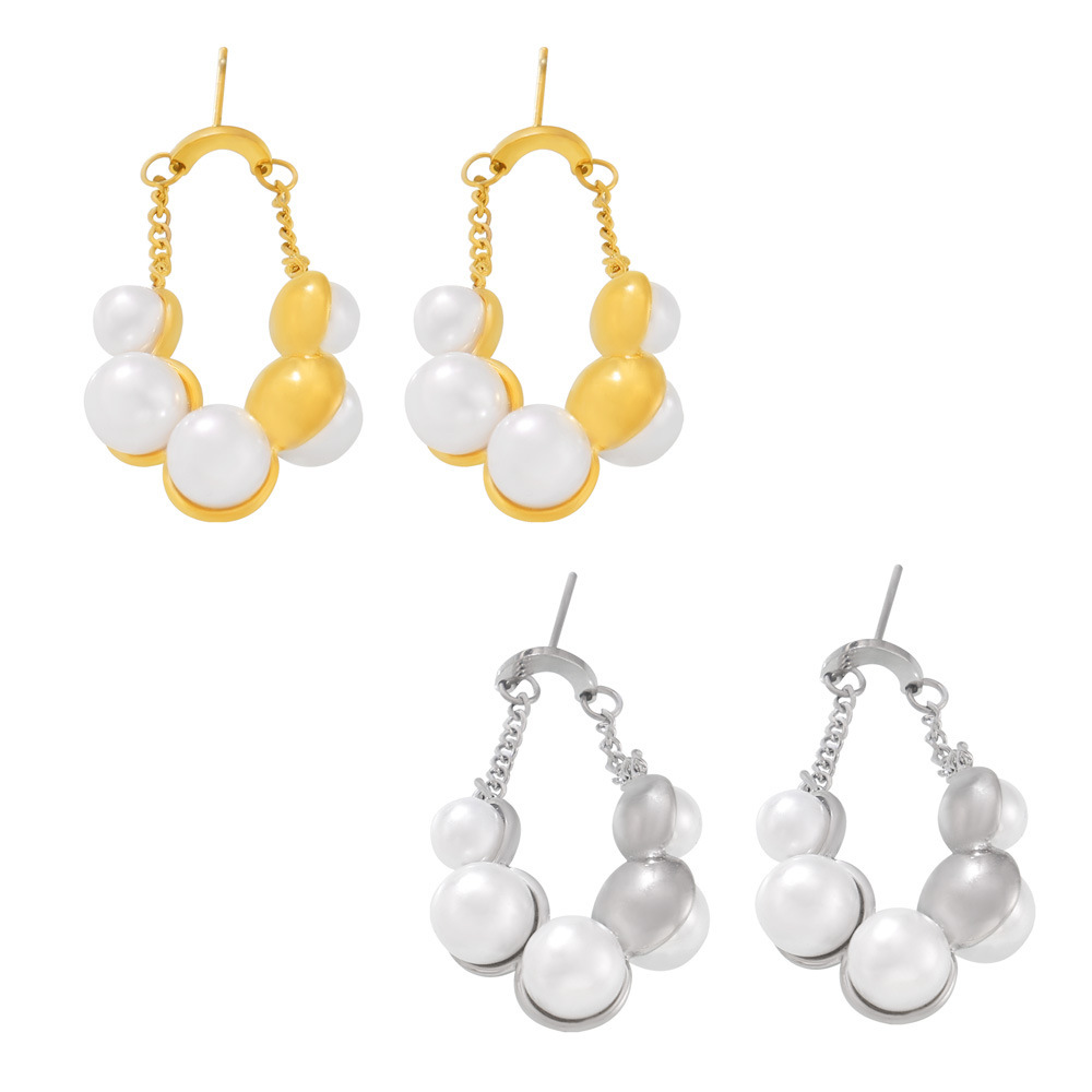 Picture of French Retro Imitation Pearl Earrings Niche Elegant Design Stainless Steel Plated 18K Gold Simple All-match Earrings in stock