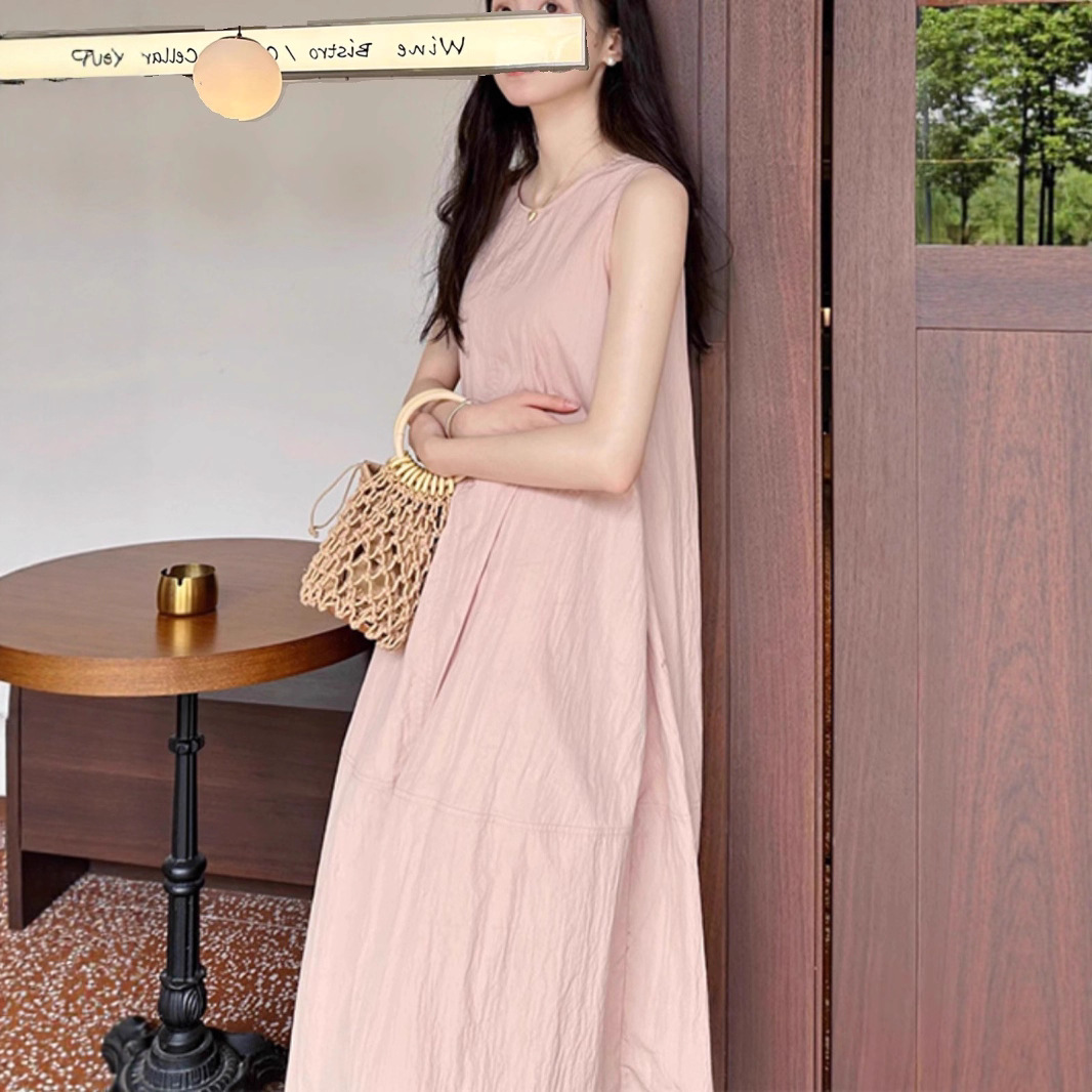 French High-End Pink Sleeveless Vest Dress for Women Summer Seaside Vacation Loose Slimming Elegant Beautiful Long Skirt
