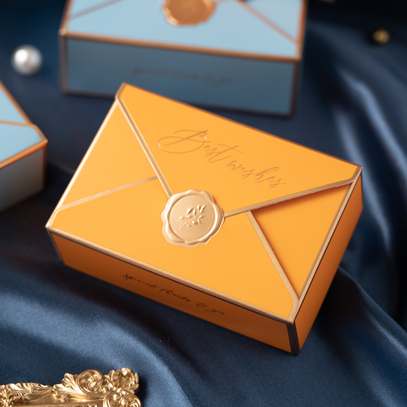 Picture of New Creative ins Style Retro European Style Red Wedding Candy Box Gift Box Envelope Paper Box Candy Box