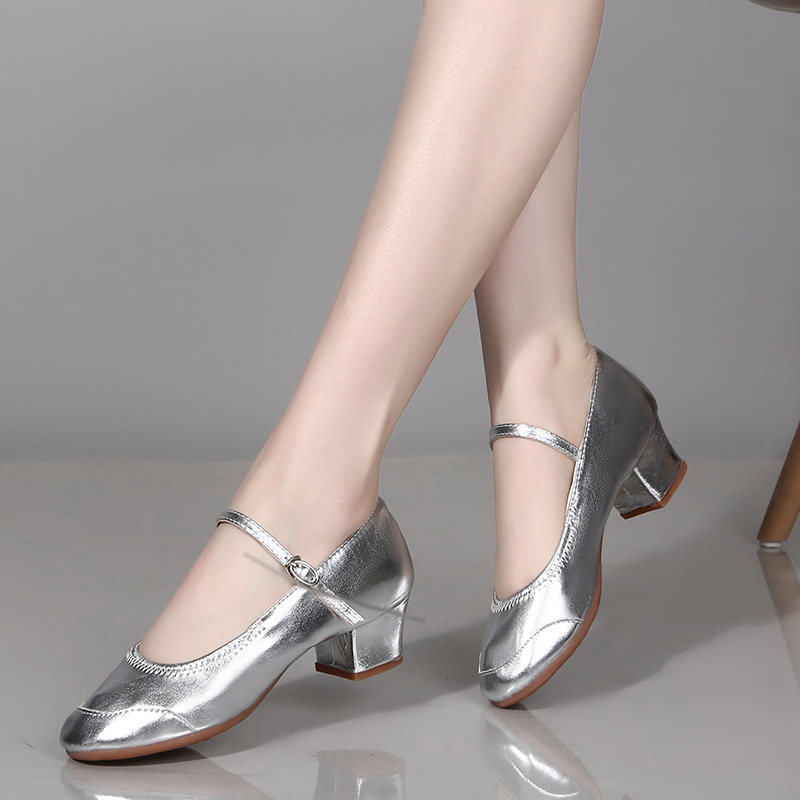 Square Dance Shoes Soft Sole Women's Supper Dance Shoes Dance Shoes Practice Shoes Teacher Shoes Four Seasons Social Dance Shoes Middle Heeled