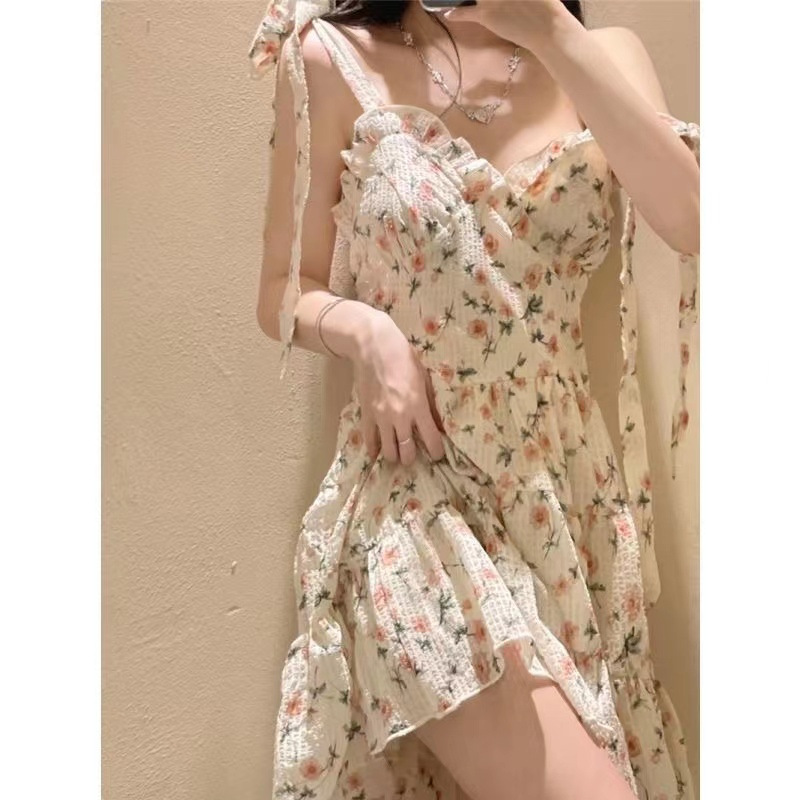 French-style Floral Skirt with Wood-ear Edge Women's Summer 2023 New V-neck Tight Waist Slimming Gentle Style Inner Dress