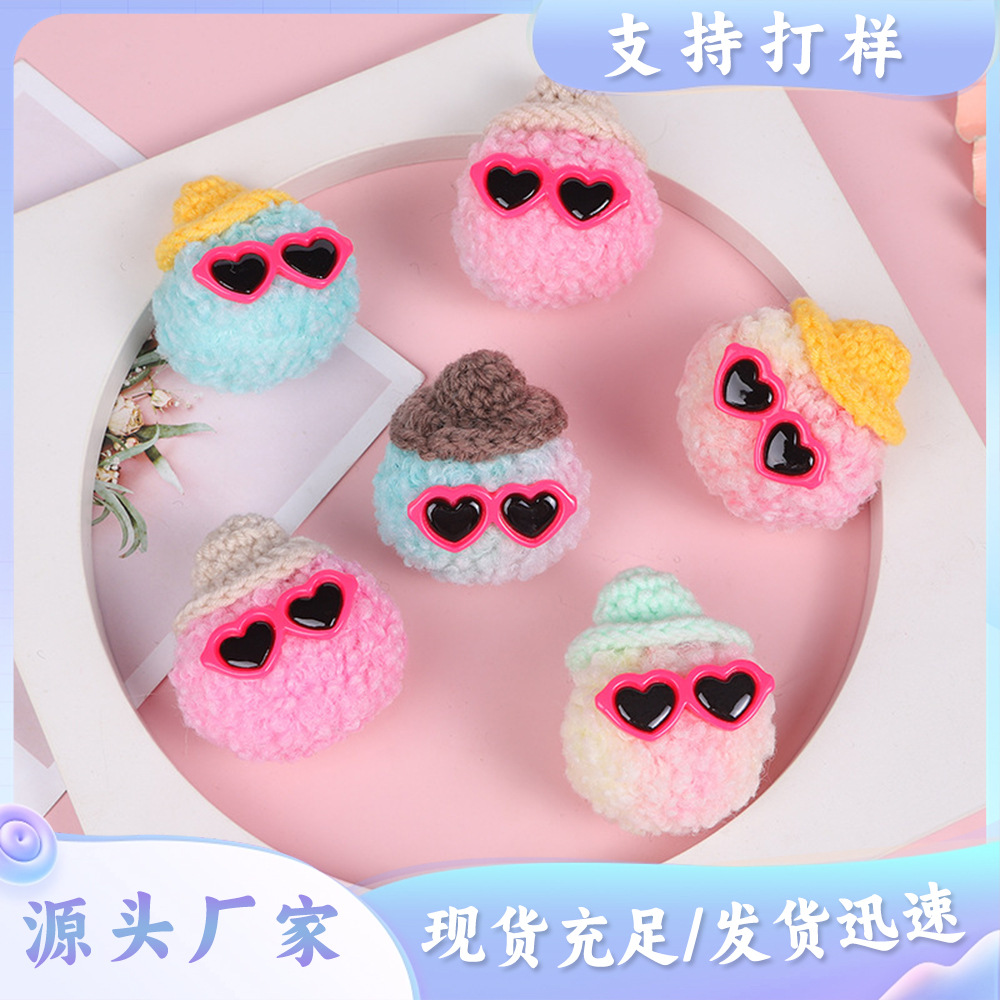 Factory self-selling colorful hole shoes decorative fur ball Little Red Book same style elf ball South Korea creative cute shoe buckle