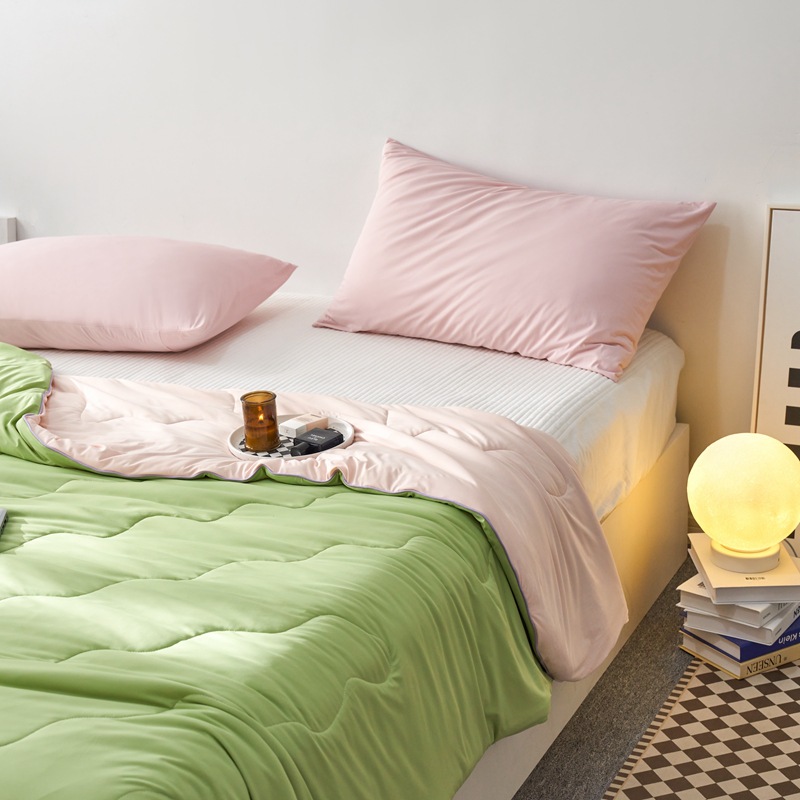 Picture of Summer Quilt with a Cooling Sensation, Silk-Like Feel Value ≥0.31, No Ice-Cold Sensation, Machine Washable, High Weight 170g, Breathable and Cool