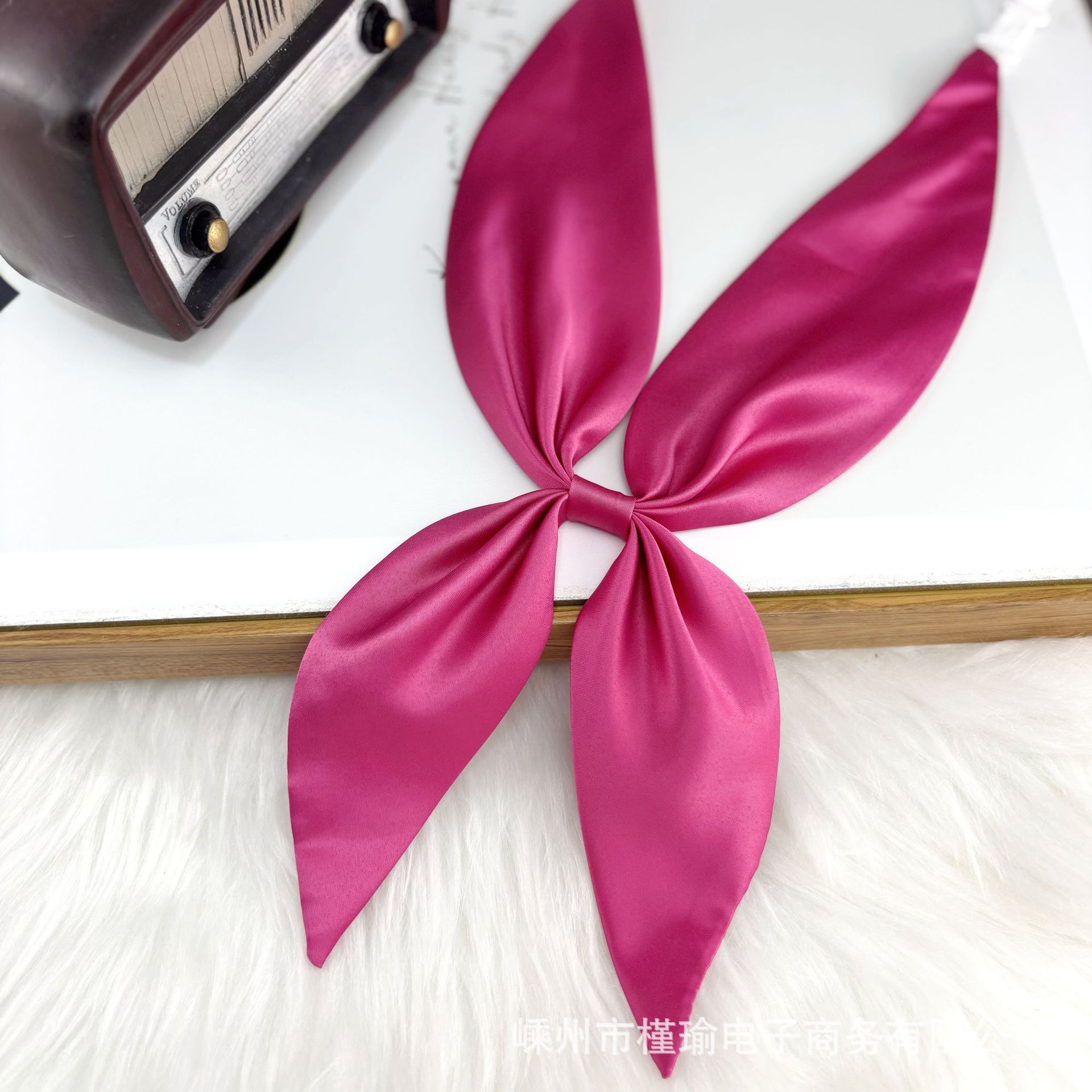 Picture of Goldfish Knot Jk Bow Tie Imitation Triangle Towel Free Slayer Suit Scarf Japanese Bow Uniform Collar wine red