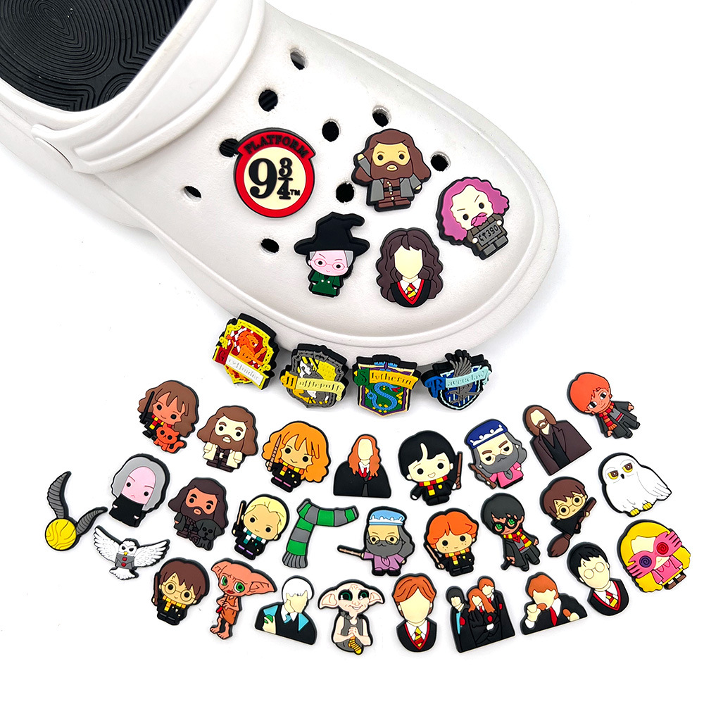 37 suit cartoon Harry Potter series hole shoes shoes flower decorative buckle DIY garden shoes accessories accessories
