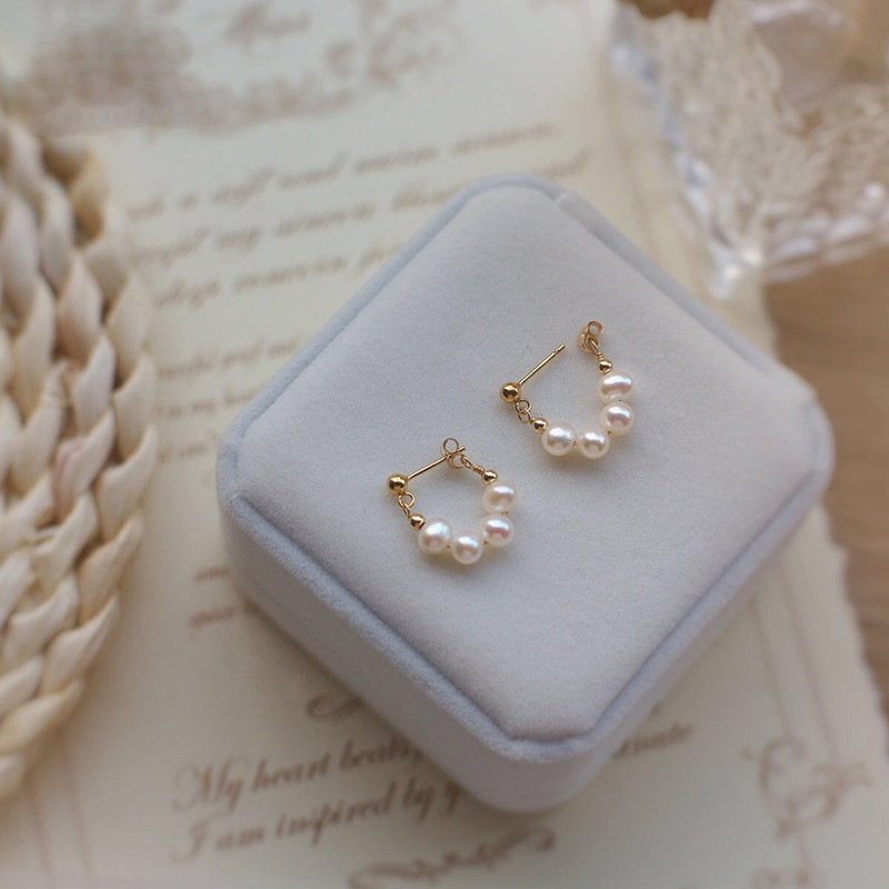 Natural freshwater pearl earrings 18K gold handmade 4 pearl earrings temperament simple new earrings