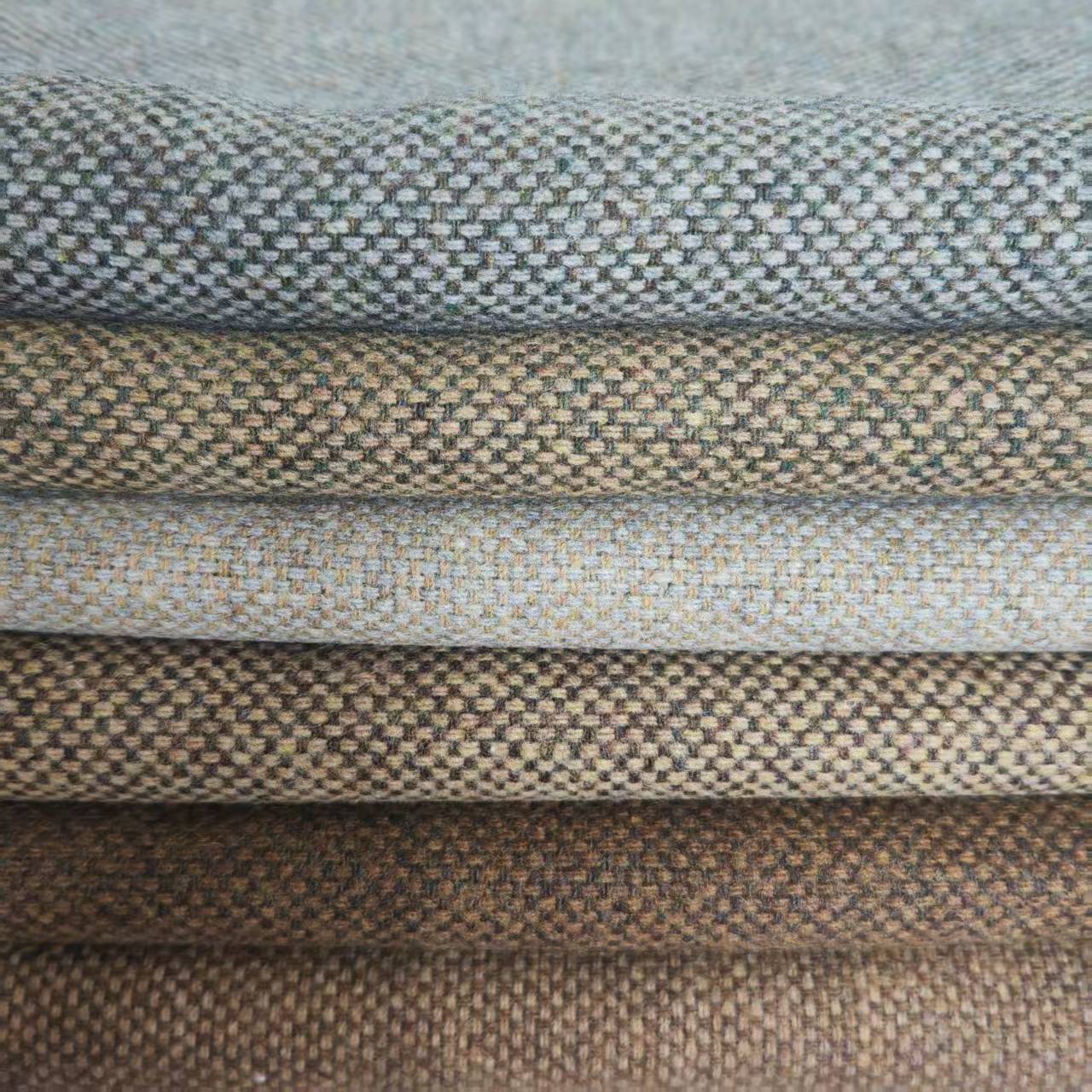 Picture of Shaoxing Manufacturer's Ready-Made Autumn and Winter Wool Steel Tweed Coats, Fashion Suits, Shoes and Hats, Woolen Steel Tweed Fabrics