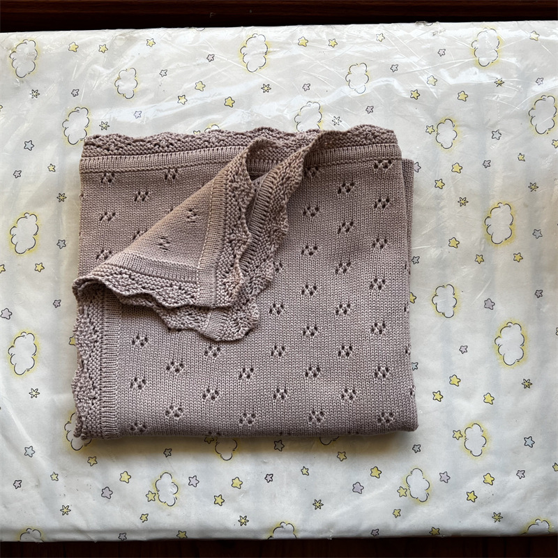 Picture of Small Lace Picking Hole Blanket Pure Cotton Nordic ins Style Baby Blanket All Seasons Universal Cotton Knitted Blanket Air-conditioning Blanket