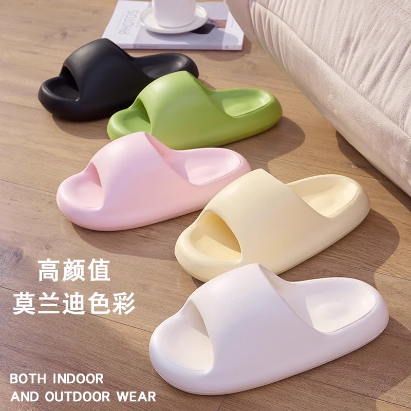 Summer New Anti-Slip Soft-Soled Couple's Eva Slippers for Outdoor Wear, Indoor and Home Thick-Soled Anti-Slip Bread Slippers