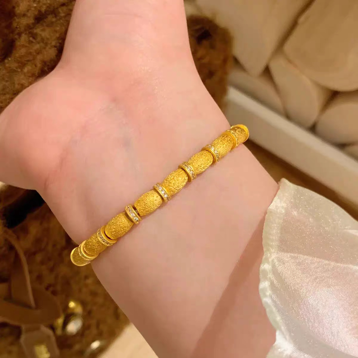 Chinese Style Trendy Olive Running Ring Bracelet for Women Brushed Barrel Beads Gold Color Temperament Fashion Bracelet Wholesale