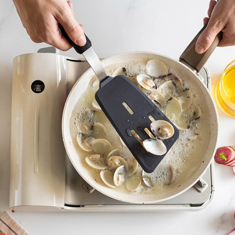 Picture of Stainless Steel Handle Silicone Cooking Shovel 5 Piece Set Kitchen High Temperature Resistant Silicone Frying Shovel Household Teppanyaki Cooking Shovel