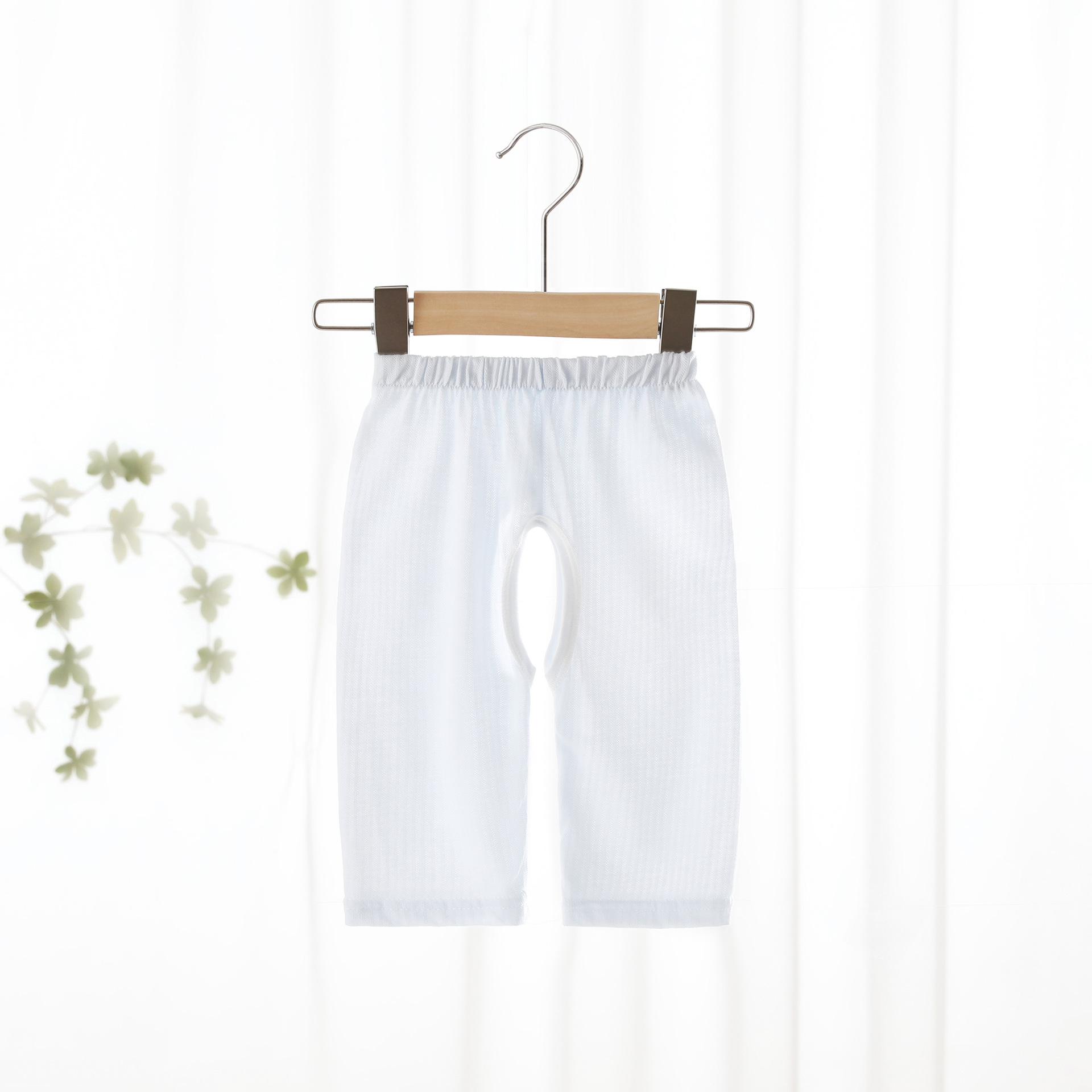 Picture of Baby Anti-Mosquito Pants Summer Thin Pure Cotton Type a Sweat-Absorbent Baby Crotch Pants for Boys and Girls Home Loose Cropped Pants