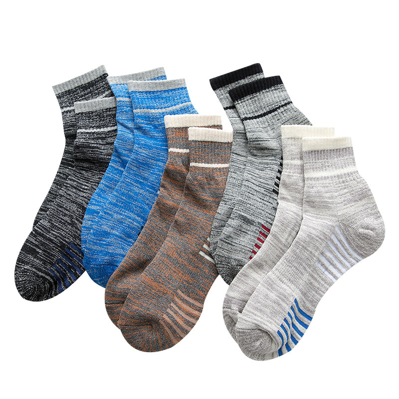 Picture of New socks men's autumn and winter mid-calf men's socks sole brushed thickened winter sports socks basketball socks one-piece delivery