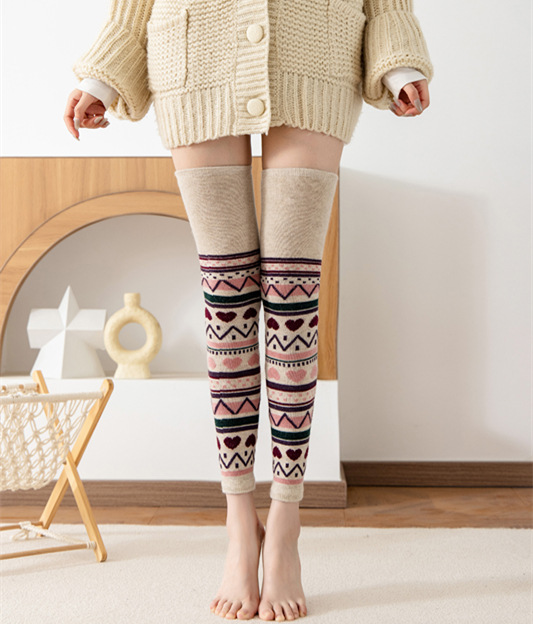 Picture of Factory wholesale Japanese women's knee pads warm long tube pile socks autumn and winter mixed rabbit wool long leg knee socks