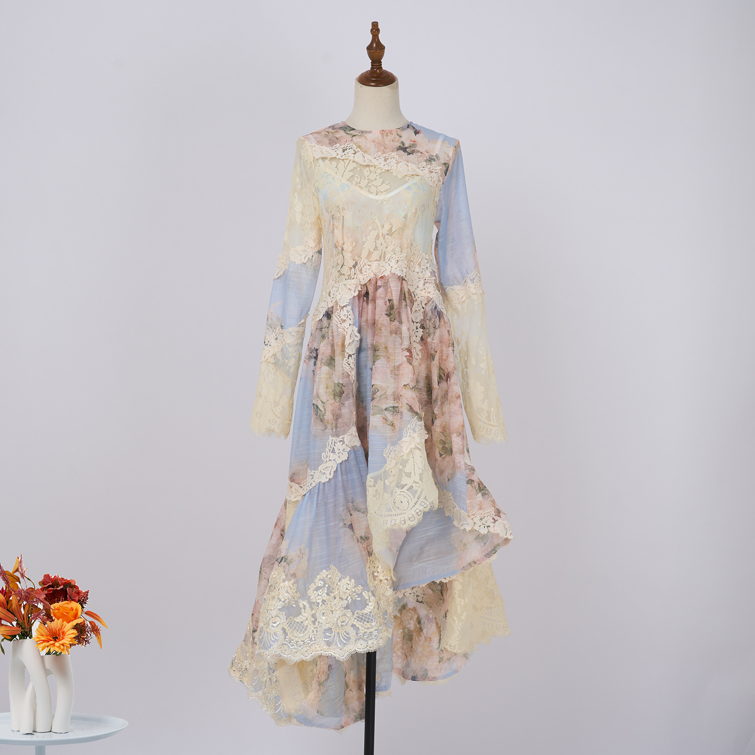 2025 Design Super Heavy-Duty Splicing Lace Embroidered Lace Round Neck Long-Sleeved Printed Luxury + Suspender Dress