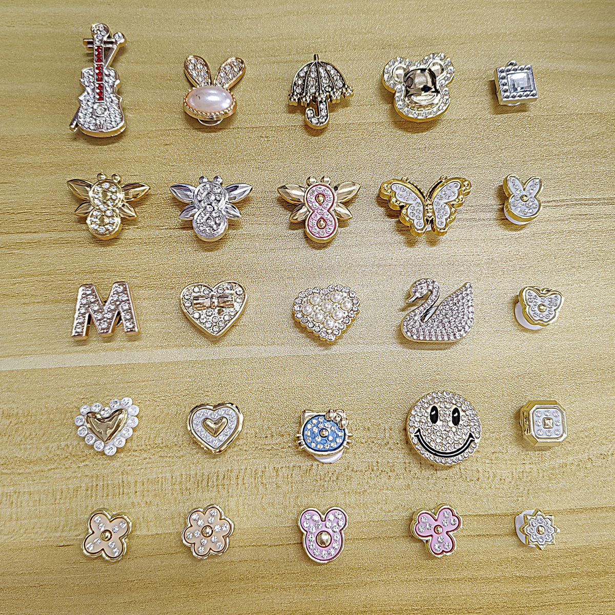 diy jewelry accessories full diamond Swan love hole shoes accessories garden shoes creative accessories full diamond plastic