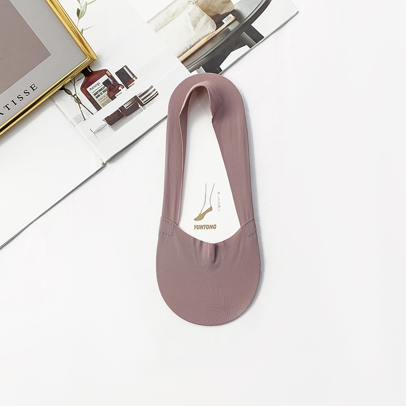Picture of Ice silk socks Women's Boat socks summer thin cotton bottom non-slip with low side shallow invisible short tube socks wholesale