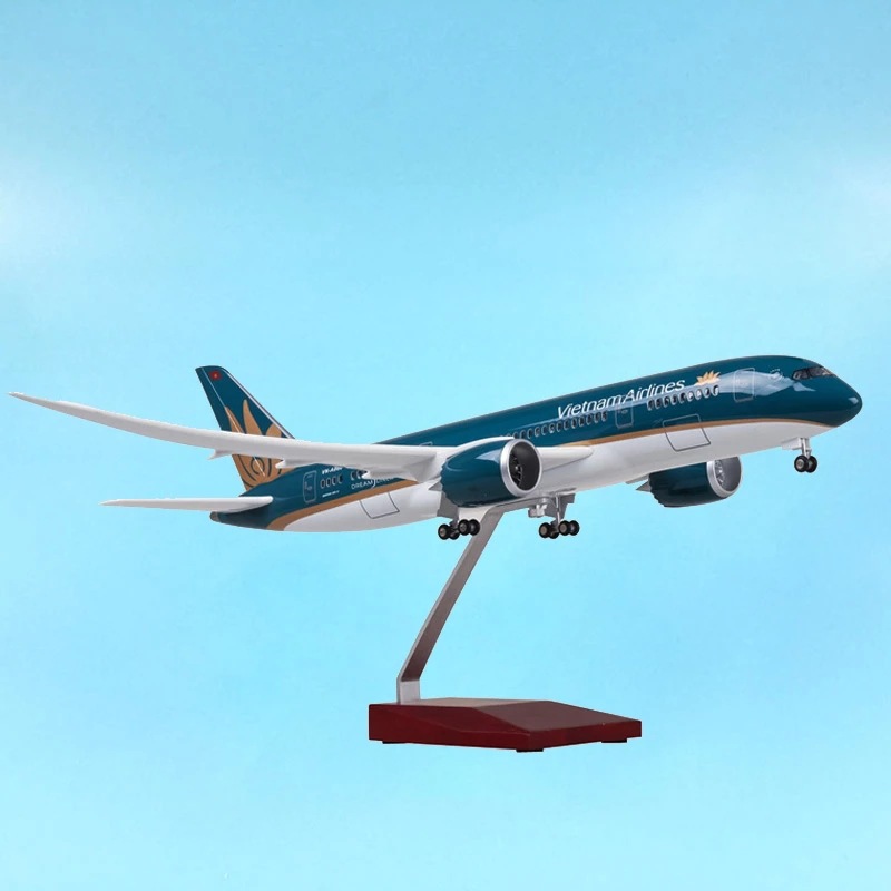 Vietnam Airlines B787 static simulation aircraft model with landing gear and lights Boeing 787 model aircraft 43cm