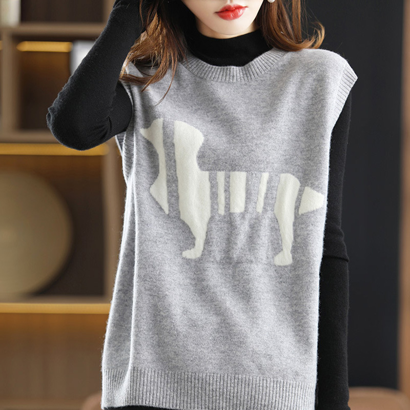 Picture of Stacked Knitted Vest Women's Loose Sleeveless Waistcoat Spring and Autumn 2024 New College Style Sweater Vest Outer Top