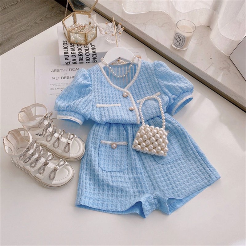 Summer 2025 New Salt and Sweet Style Suit for Girls, High-Waisted Slimming Wide-Leg Shorts Two-Piece Set for Fashionable Women