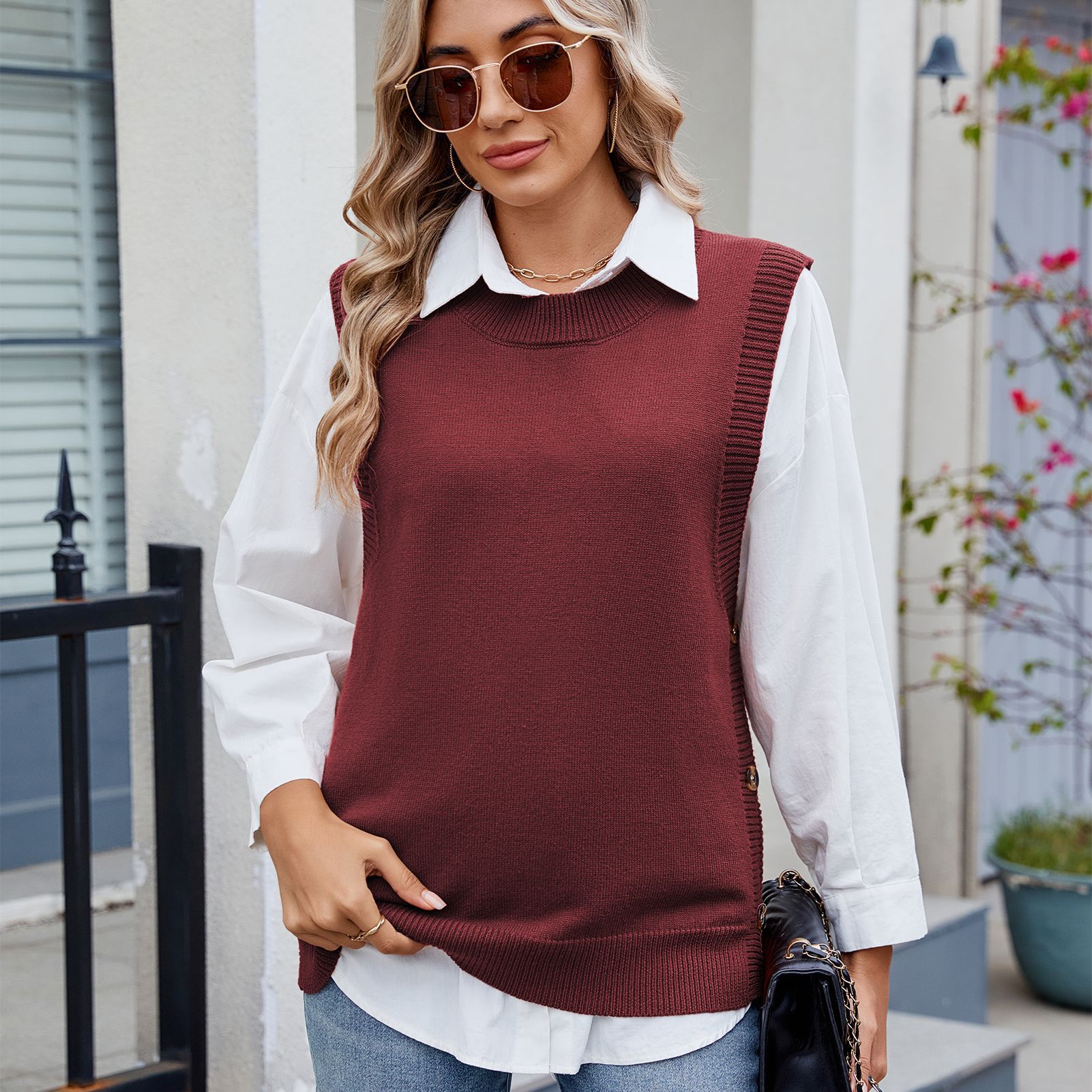 Europe and the United States cross-border foreign trade Amazon leisure all-match solid color button decorative slit women's knitted top sweater tide