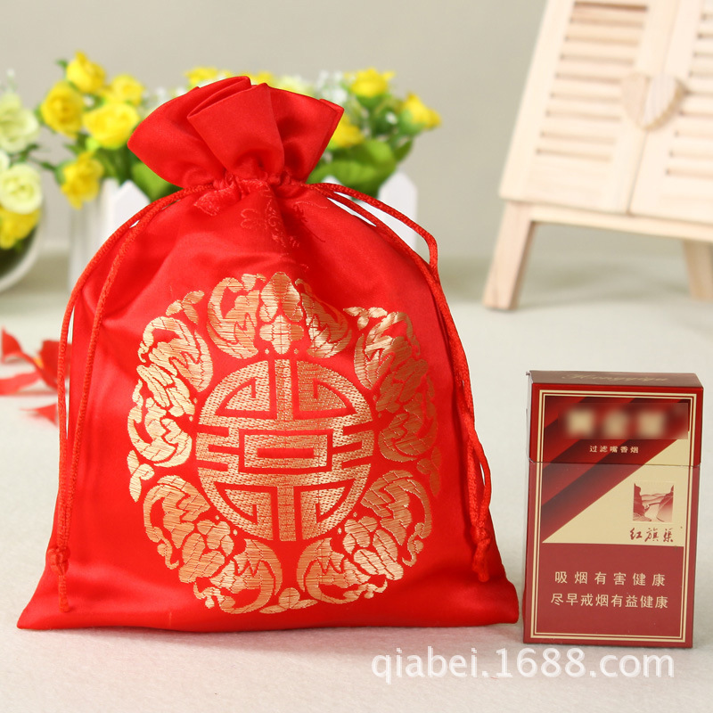 New candy bag Chinese style brocade candy box cloth bag gift bag birthday back gift bag bag factory wholesale