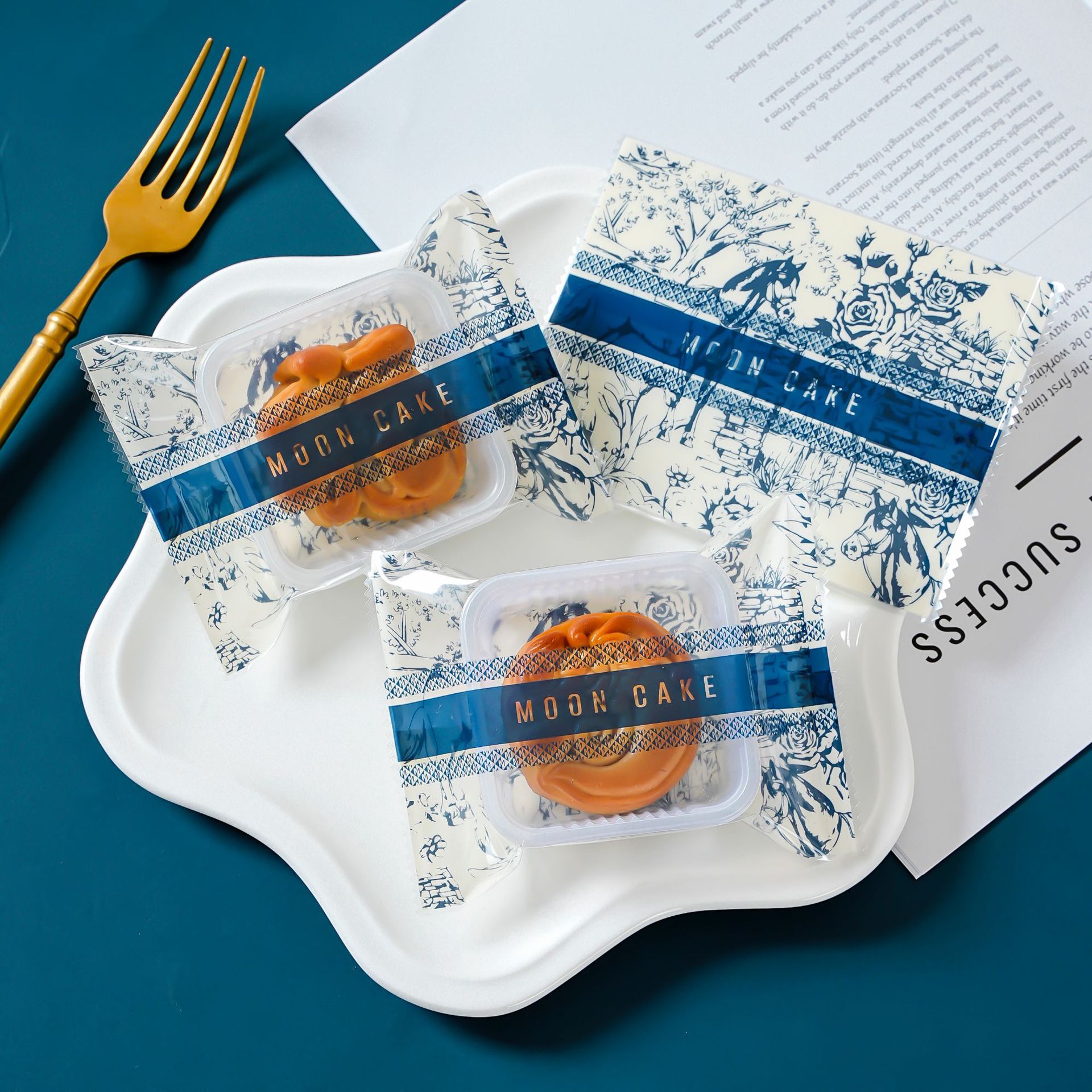 2025 New Hand-Painted Mooncake Packaging Bag 50g 100g Egg Yolk Pastry Mid-Autumn Mooncake Bag Machine-Sealed Bag Wholesale