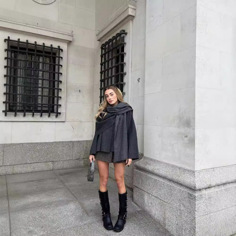 Picture of Cross-Border European and American Fashion Aliexpress Popular Asymmetric Scarf Shorts Knitted Jacket