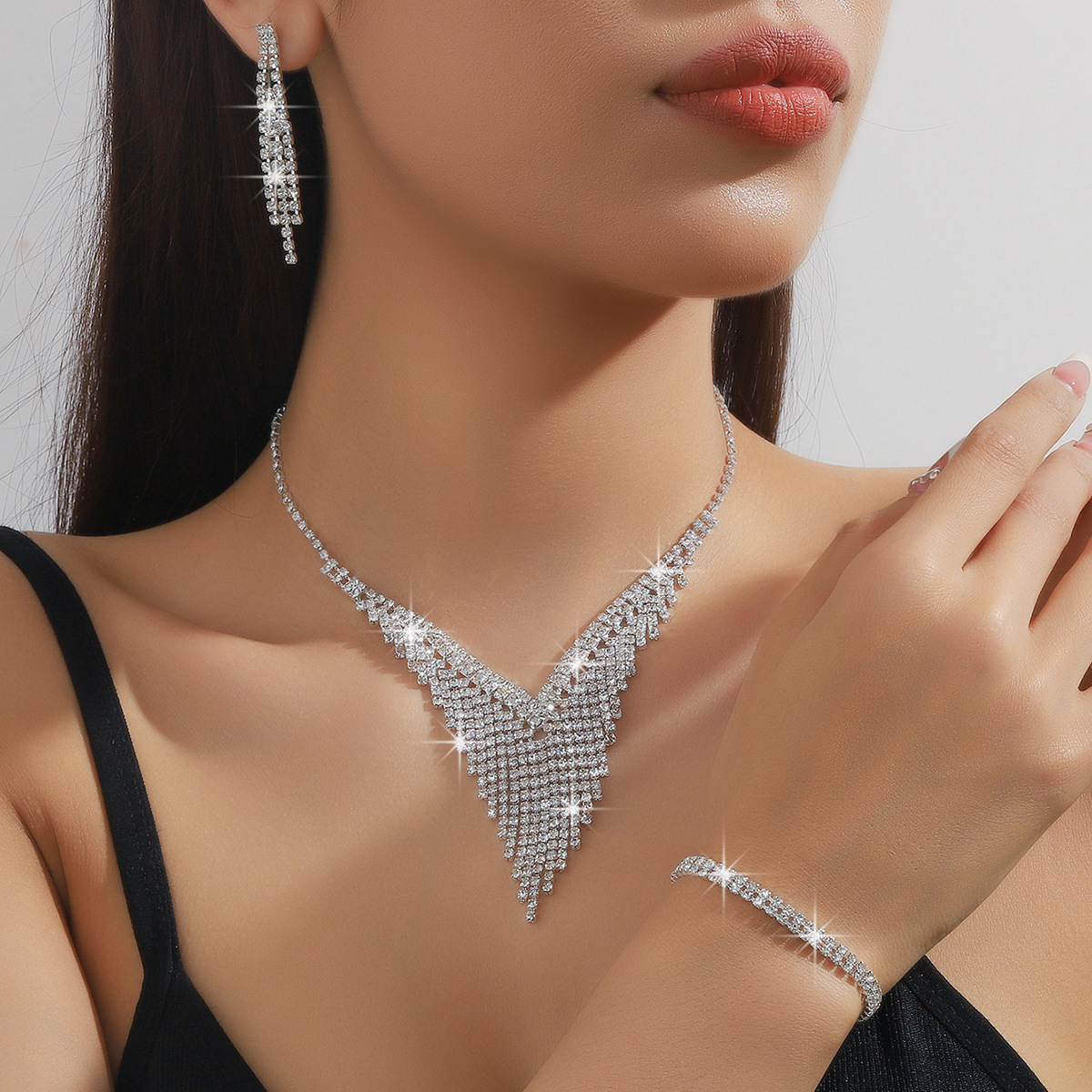 Bridal Jewelry suit Wedding Necklace Earrings Ornaments Banquet Dress Accessories European and American Ladies Wedding suit Wholesale