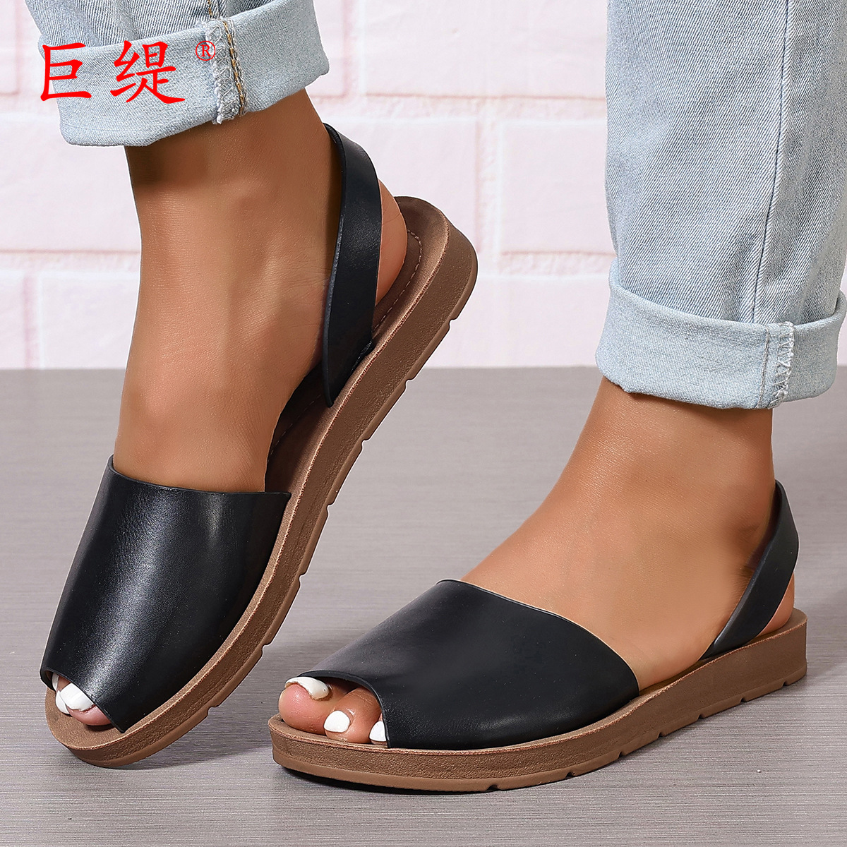 Picture of Juti Foreign Trade plus size Women's Shoes wish Amazon Summer Europe, America and Southeast Asia Flat Bottom plus size 43 Women's Thick Bottom Cool