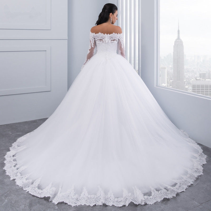 Picture of High-End Wedding Dress 2025 New One-Shoulder Long-Sleeved Bride Wedding Slim Waist Slimming Look Lace Large Tail