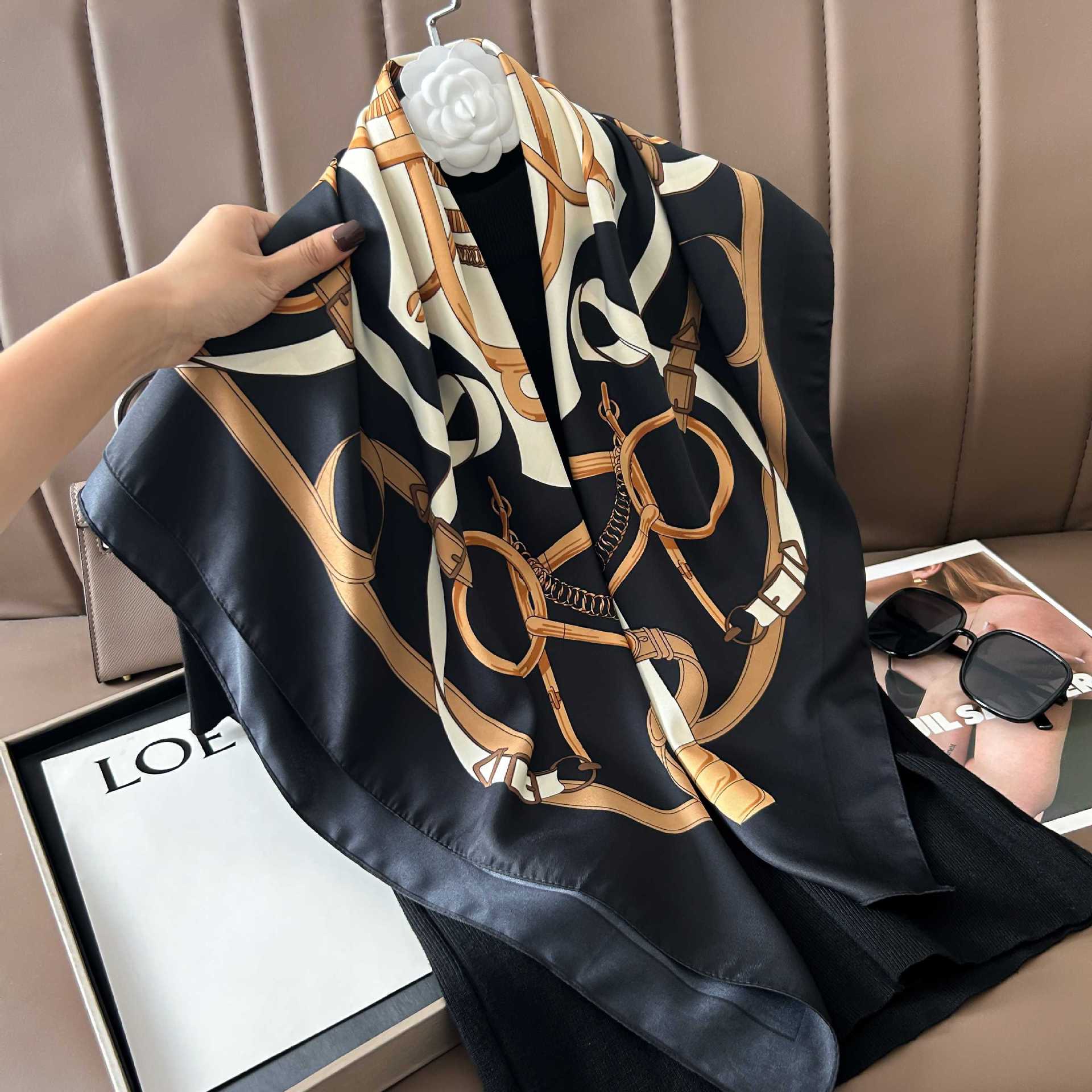 Picture of New 90cm Large Square Silk Elegant High-grade Decorative Shawl Women's Silk Scarf Fashion All-match Professional Scarf
