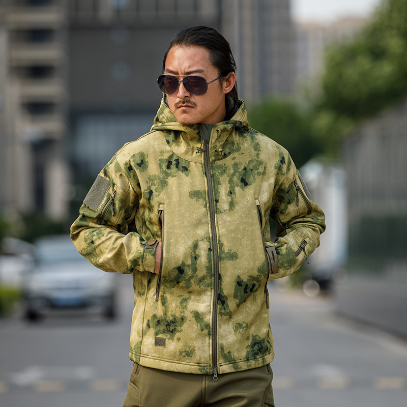 Picture of Shark skin soft shell assault clothing camouflage jacket fleece padded tactical clothing hooded jacket manufacturers in stock