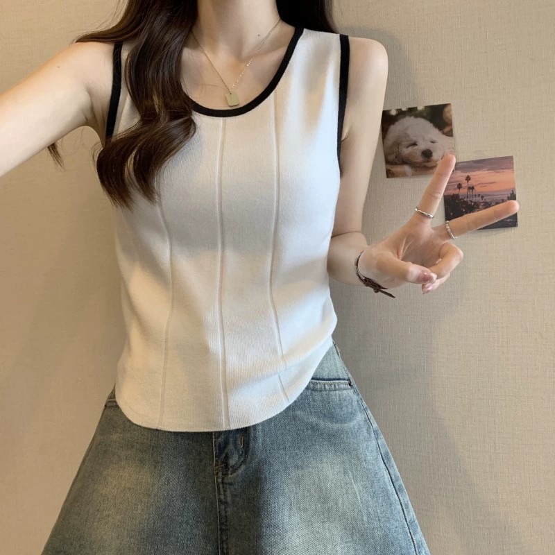 Picture of Women's Fat 2024 Summer New Knitted Camisole for Outerwear Pure Desire Short Style Sleeveless Top