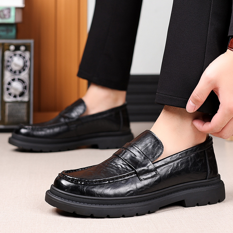 Leather shoes men's 2024 autumn business casual shoes trend men's shoes a pedal grip pattern loafers a generation of hair