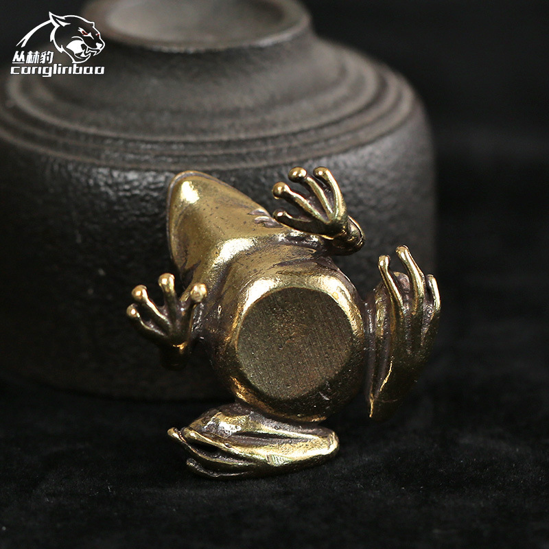 Picture of Pure Brass Refined Solid Retro Frog Prince Desktop Ornaments Pastoral Frog Shape Tea Pet Small Handle