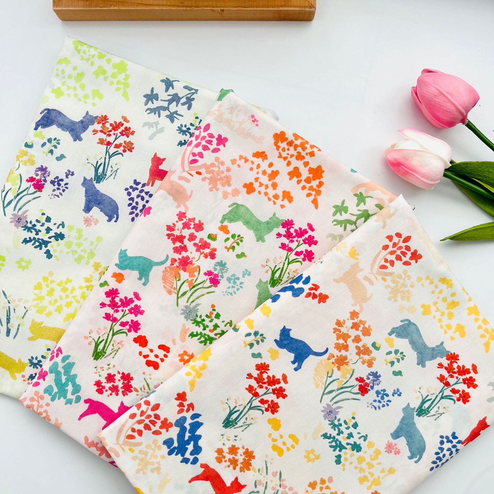 Cotton 60-Count Digital Printed Fabric, Cat in Flower, Bags, Home Clothes, Dress and Shirt Fabrics