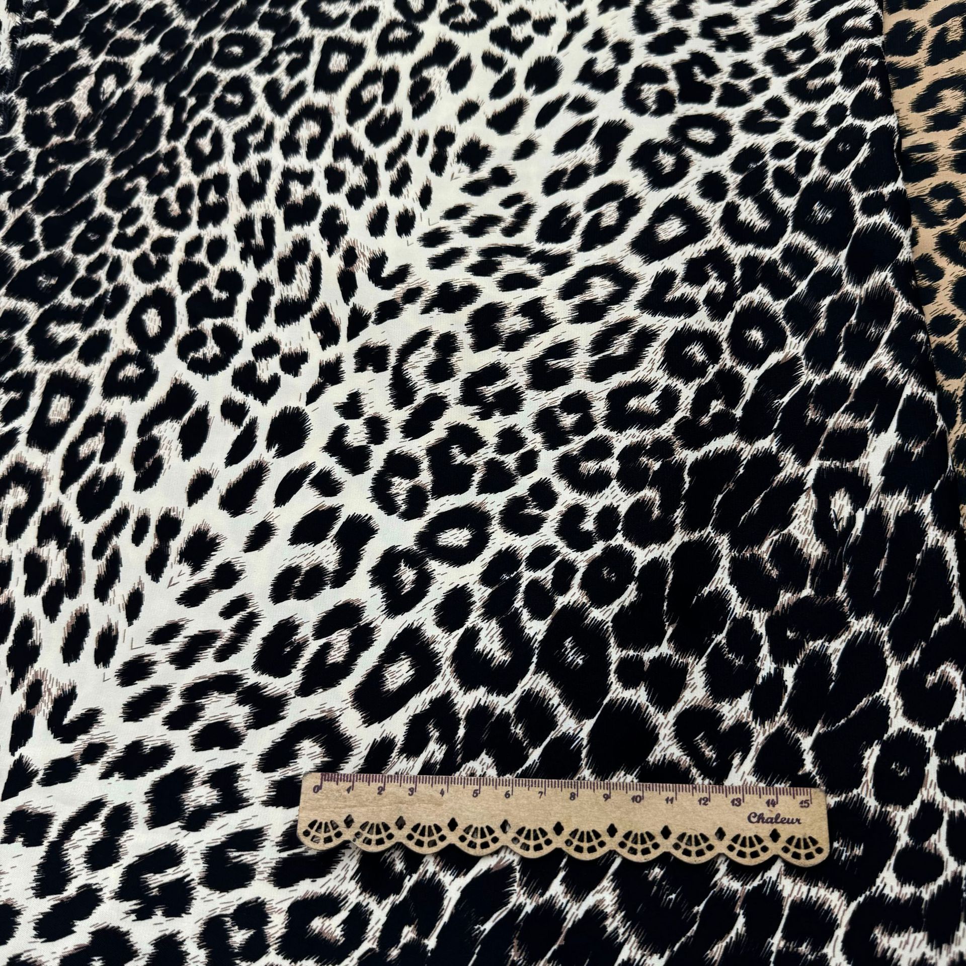 Picture of in stock 110g Plain Satin Leopard Print Fabric Spring and Summer Women's dress Shirt Mosquito-proof Pants Turban Fabric