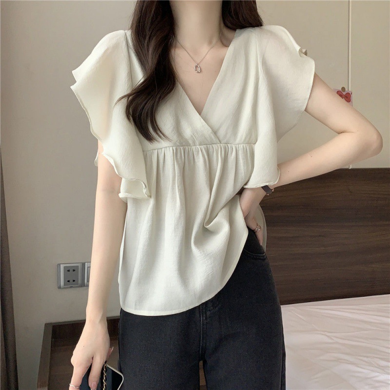 Picture of Cross-border Japanese 2022 Gentle Style Korean Style Sweet Women Flying Sleeve Shirt Top Summer V-Neck Shirt