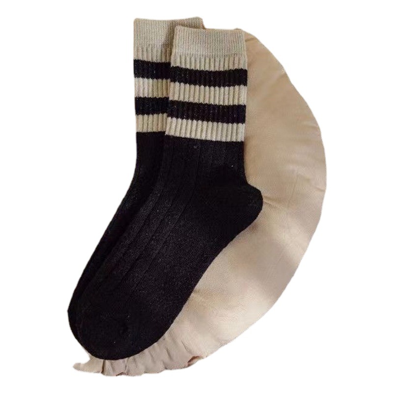 Autumn and Winter new socks women's mid-calf ins fashionable Mori Japanese and Korean classic all-match mid-calf pile socks college style socks