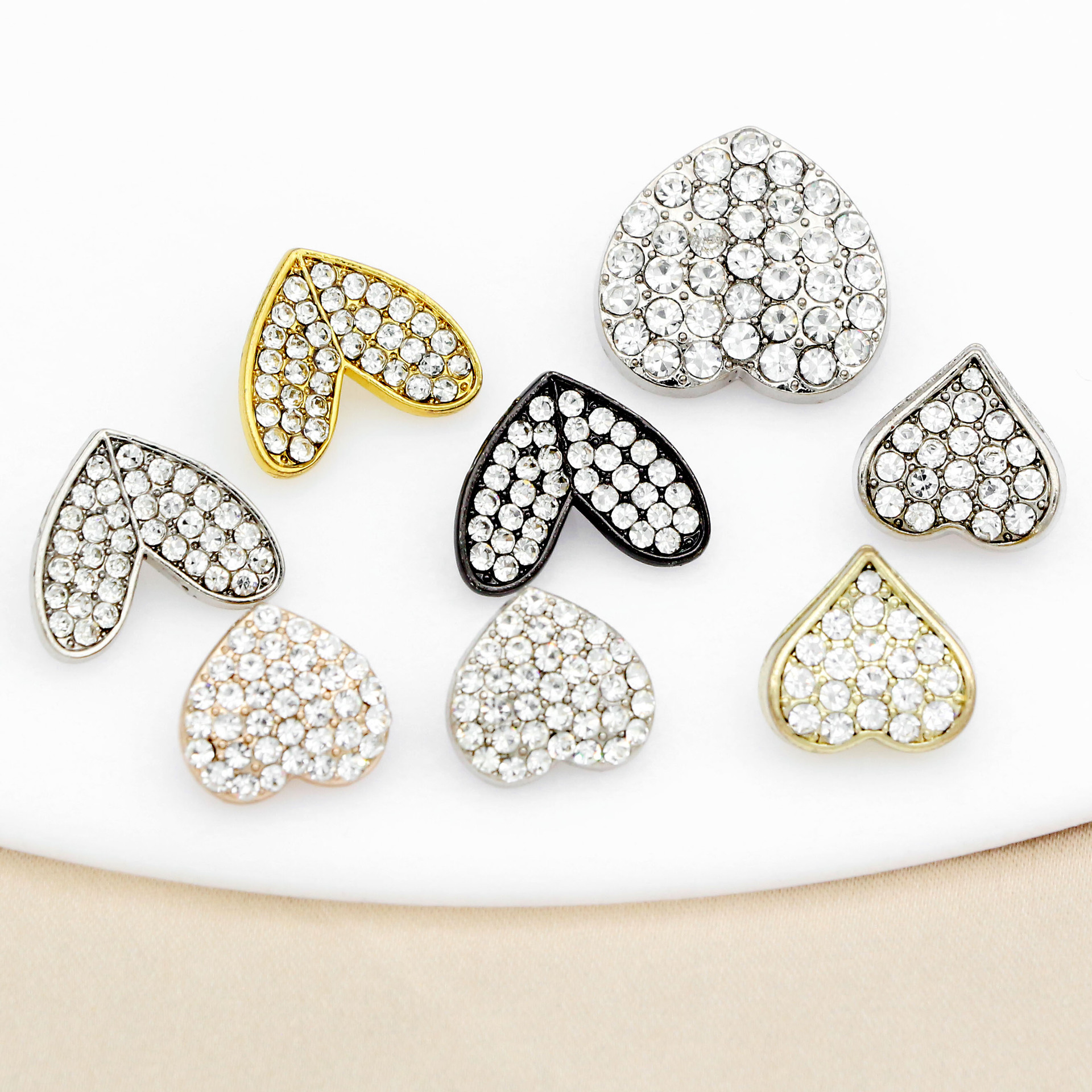 New High-end Diamond Love-shaped Button Simple Fashion All-match Top Women's Knitwear dress Decorative Buckle
