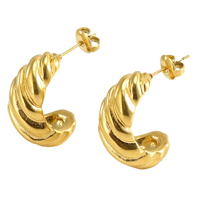 Fashion Niche Elegant All-match Stainless Steel Earrings Light Luxury European and American Style Titanium Steel Earrings Gold High-end Design Women